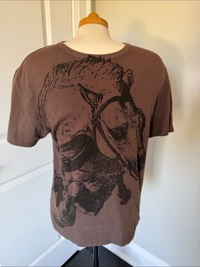 America Men's Graphic Short-Sleeve Tee in Brown with Horse Illustration